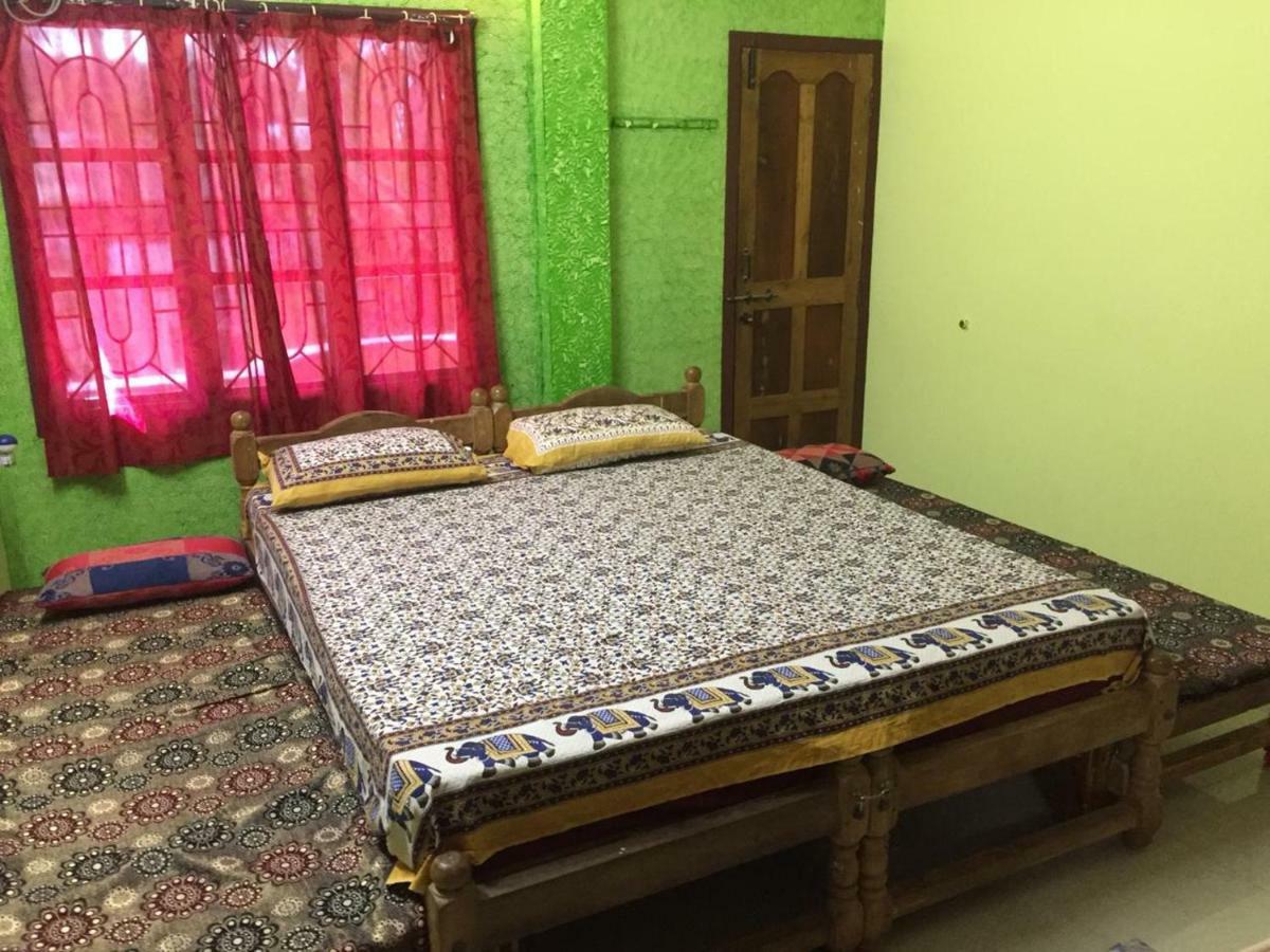 Nimmu Guest House & Restaurant Gokarna Gokarna  Kültér fotó